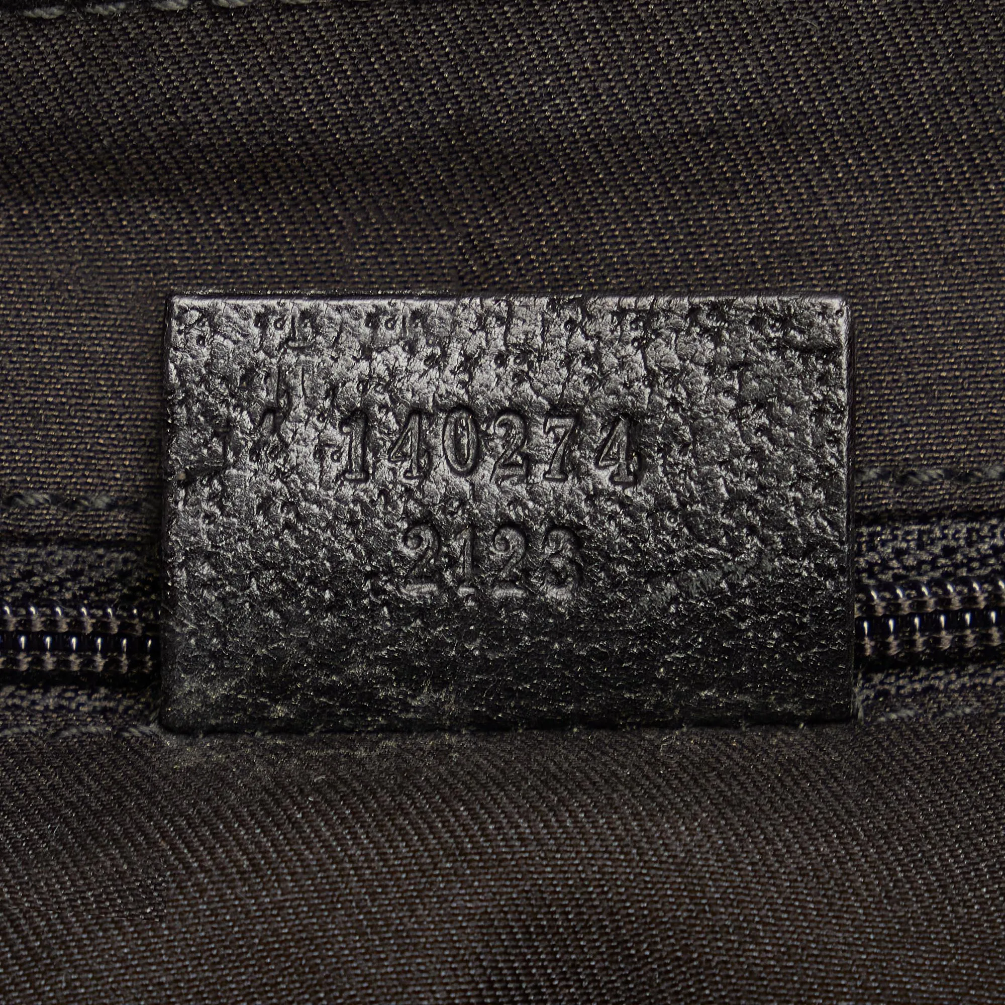 Gucci GG Canvas Eclipse Tote (SHG-c0MN9M)