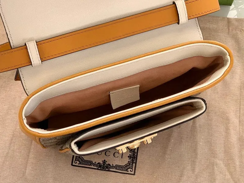 Gucci   Luxury Bags  1005