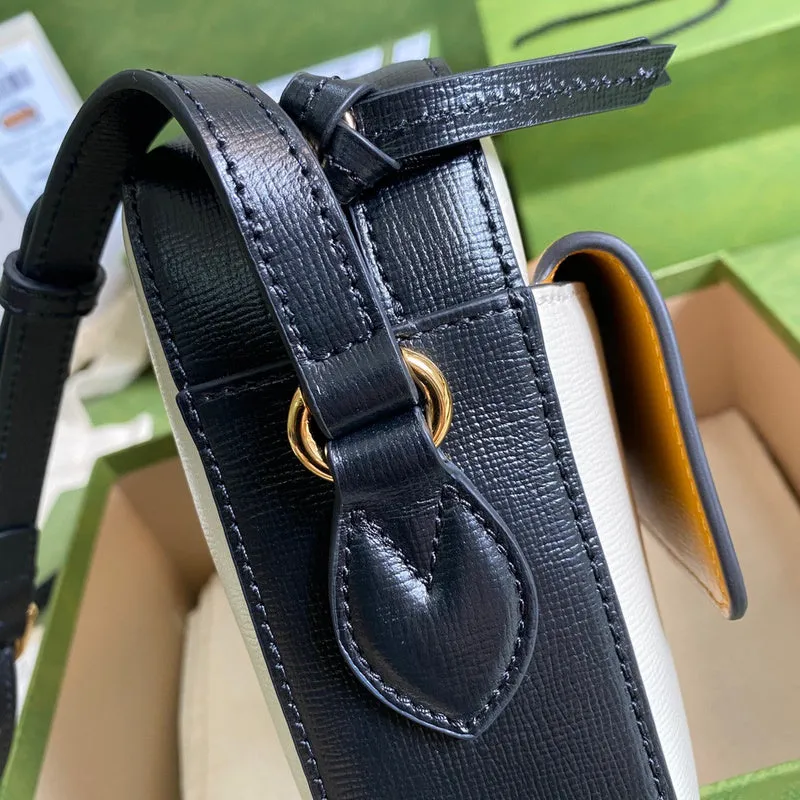 Gucci   Luxury Bags  1021