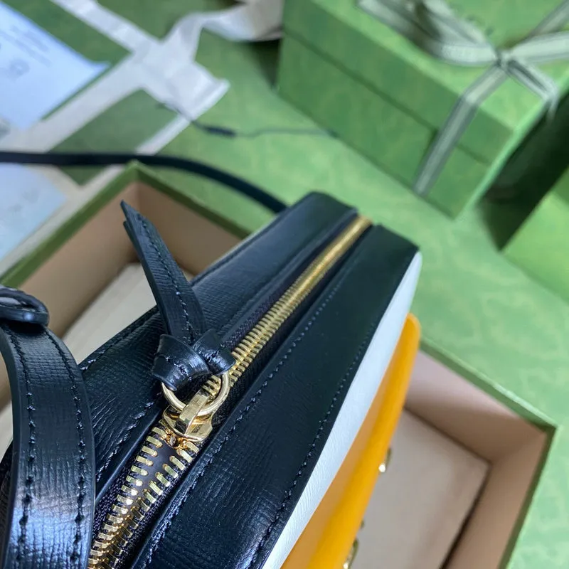 Gucci   Luxury Bags  1021