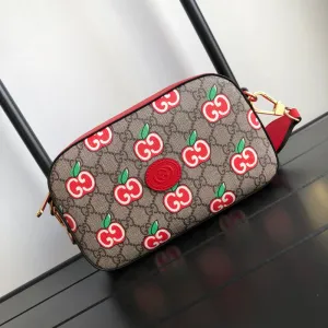 Gucci   Luxury Bags  1123