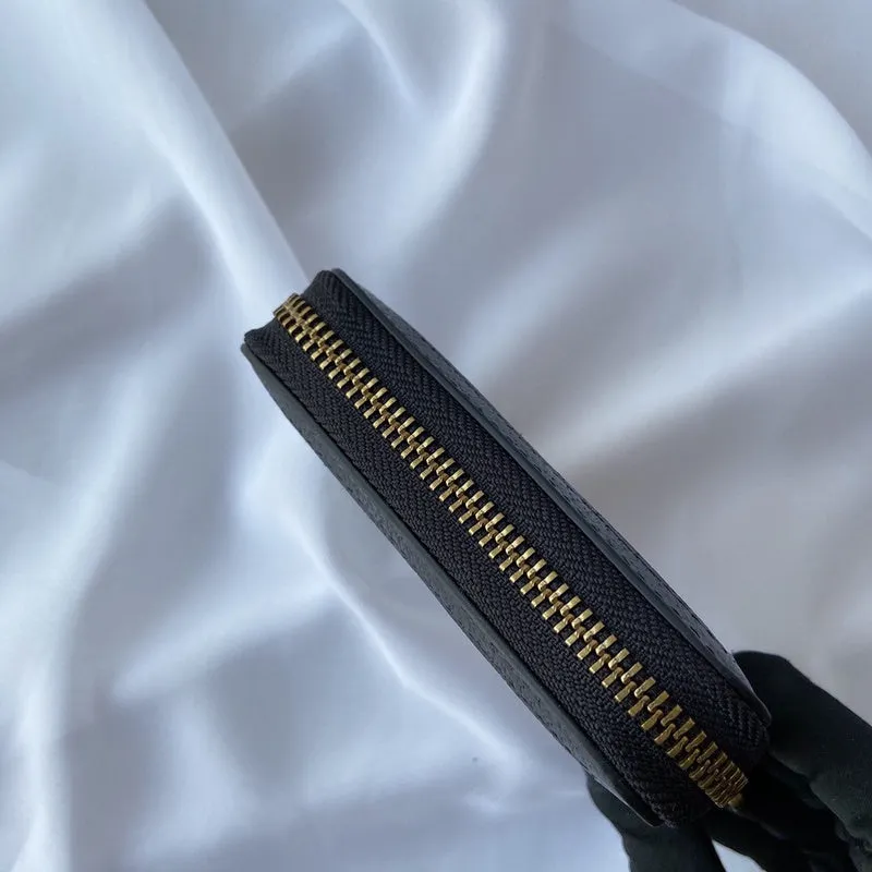 Gucci   Luxury Bags  1345