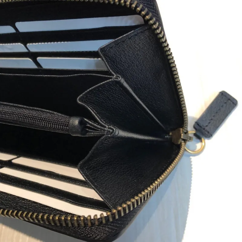 Gucci   Luxury Bags  862