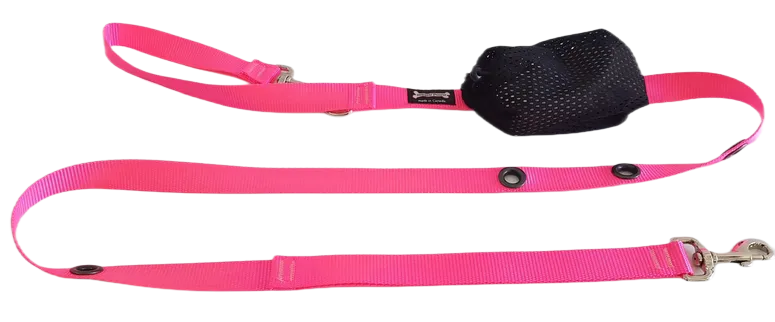 Smoochy Poochy Hands Free Leash - Hot Pink