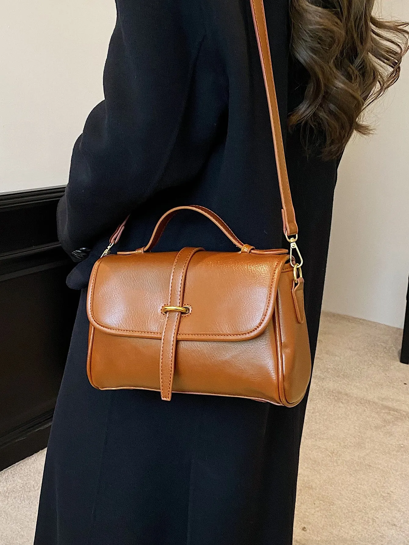 Vintage Design Flap Square Bag