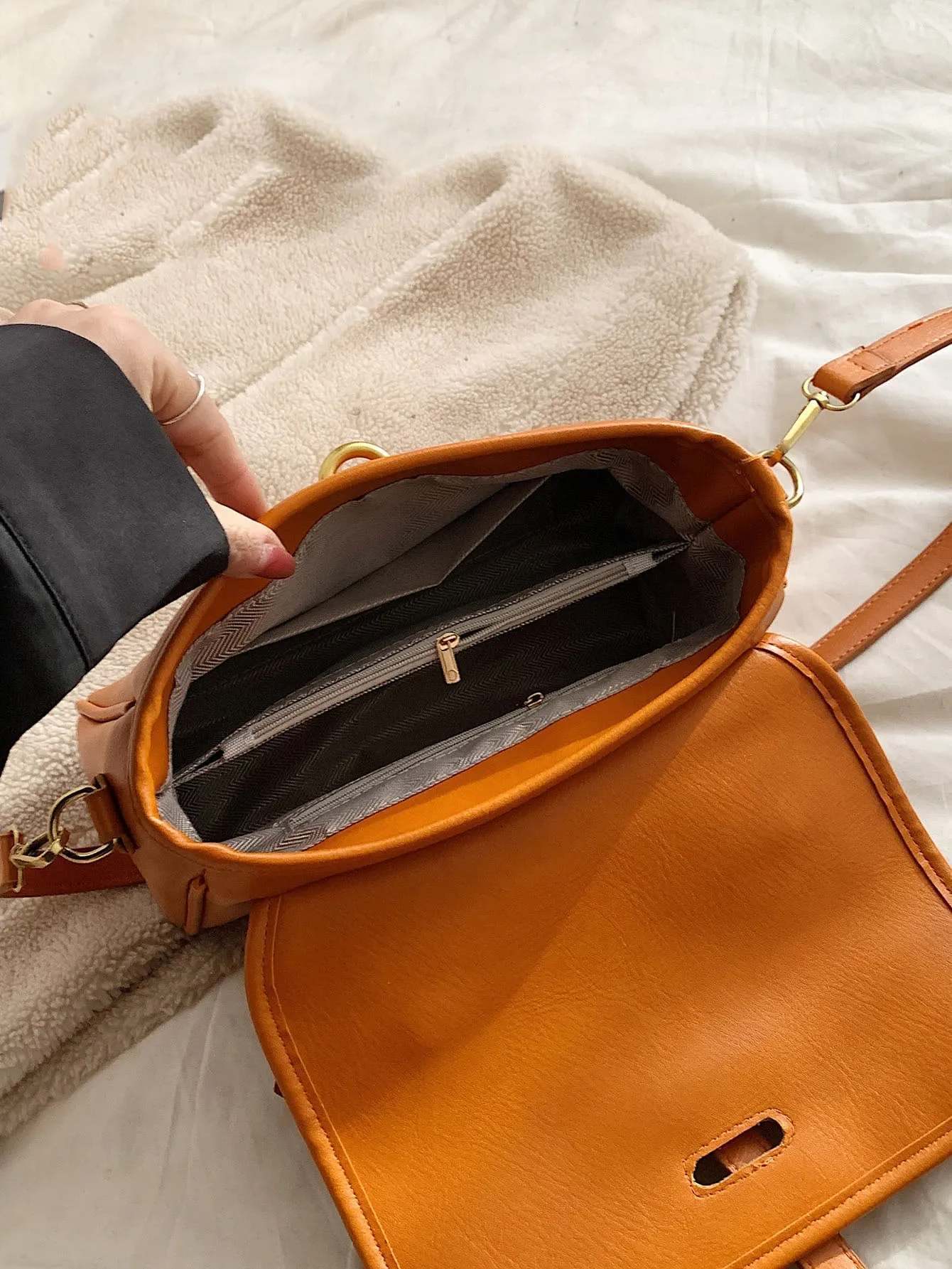 Vintage Design Flap Square Bag
