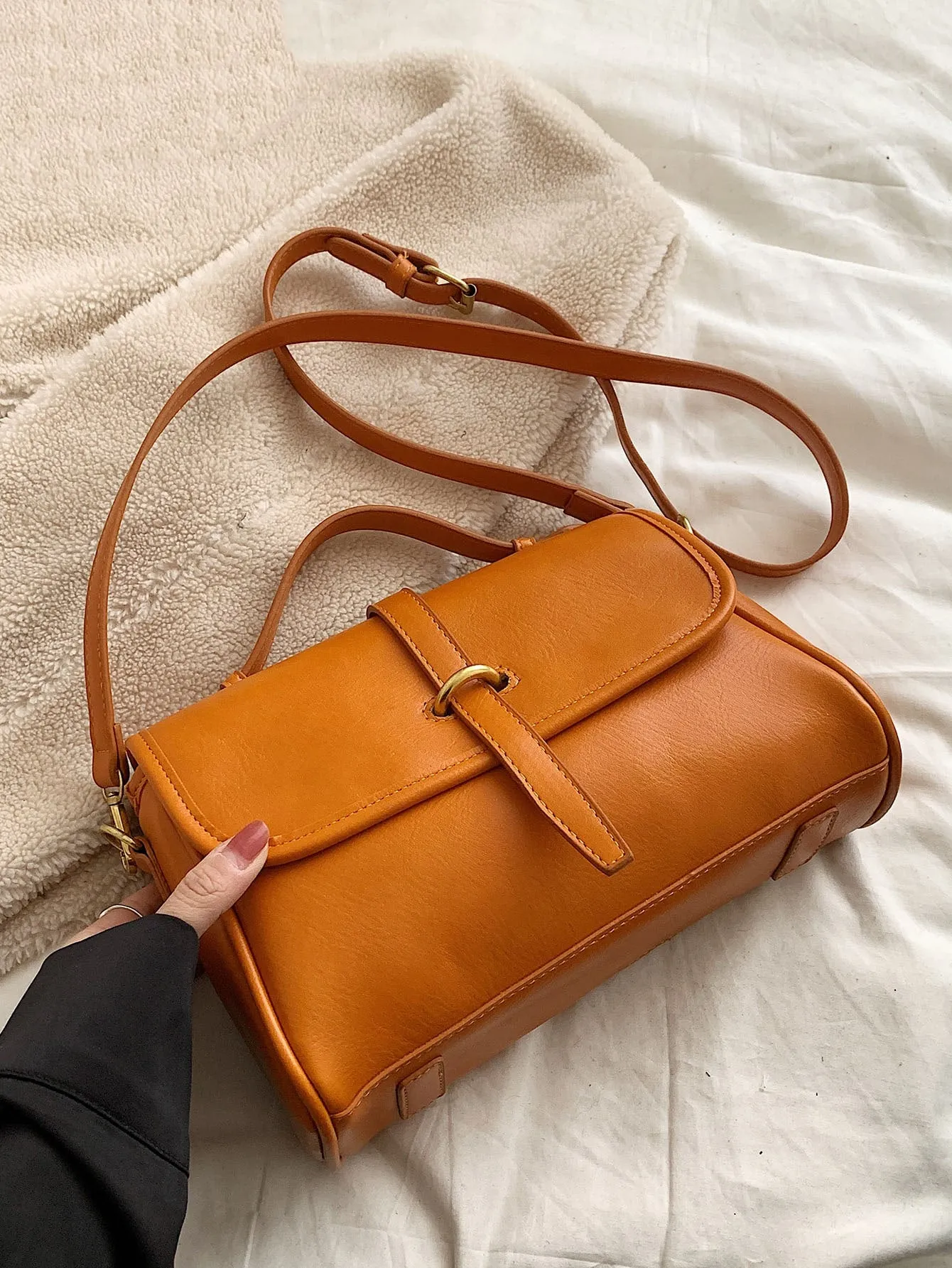 Vintage Design Flap Square Bag